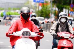 Miền Bắc đang đợt nắng nóng đỉnh điểm, nhiệt độ vượt ngưỡng 38 độ
