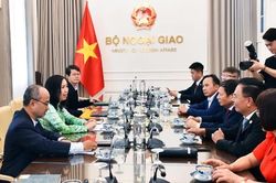 Gặp gỡ Đoàn kiều bào Ủy viên Ủy ban Trung ương Mặt trận Tổ quốc khóa XI nhiệm kỳ 2026-2031