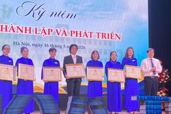 Giữ ngọn lửa triết học giữa dòng chảy đổi mới và hội nhập