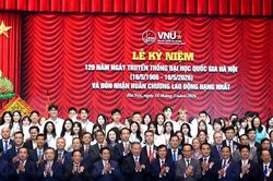Đại học Quốc gia Hà Nội phải trở thành trụ cột học thuật, trung tâm kết nối tri thức với phát triển