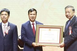 Tổng Bí thư, Chủ tịch nước Tô Lâm: ĐH Quốc gia Hà Nội phải vươn lên thành một đại học tinh hoa