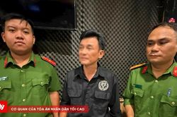 Khởi tố người đàn ông lái xe Jeep chạy ngược chiều truy đuổi xe ôm