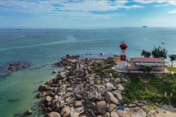 Khám phá vẻ đẹp hoang sơ trên cung đường ven biển Kỳ Xuân (Hà Tĩnh)