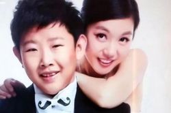 Chụp ảnh cưới, người đàn ông 40 tuổi bị nhầm là 'con của vợ'