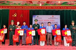 Khát vọng dựng xây quê hương