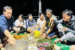Câu cá giữa trùng khơi