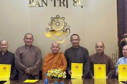 Đắk Lắk: Trao quyết định thành lập Ban Đại diện Phật giáo các khu vực phía Tây của tỉnh