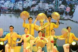 Cần Thơ tổ chức Liên hoan Đàn, hát dân ca Nam Bộ