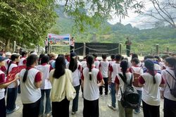 Tuyên truyền 3 văn kiện pháp lý về biên giới đất liền Việt Nam - Trung Quốc cho 253 giáo viên, học sinh