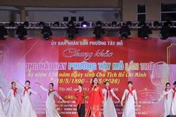 17 thí sinh tranh tài tại Chung khảo 'Giọng hát hay' phường Tây Mỗ