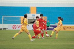Phong Phú Hà Nam thắng lớn, Hà Nội I bị Than KSVN cầm hòa