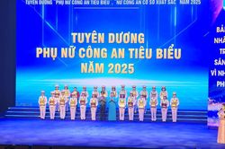 Vinh danh phụ nữ công an tiêu biểu: 'Những bông hoa thép' tỏa sáng từ niềm tin của Nhân dân