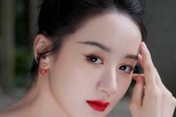 Nữ diễn viên bị phong sát tại Trung Quốc bất ngờ có màn trở lại tại Việt Nam