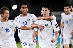 Thắng nghẹt thở U17 Hàn Quốc, U17 Uzbekistan lấy vé bán kết