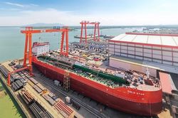 Tàu chở dầu/hóa chất 21.800 DWT 'made in Vietnam' chính thức hạ thủy