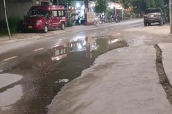 Tiếp diễn tình trạng nước thải tràn đường tại phường Tam Thanh