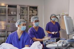 Niềm vui lớn trong cuộc đời của nhiều cặp vợ chồng hiếm muộn