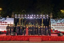 Trường THPT Thạch An biểu diễn nghệ thuật chào mừng Ngày sinh Bác Hồ tại Phố đi bộ Kim Đồng