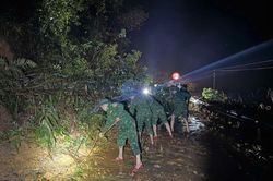 Nỗ lực khắc phục hậu quả sau lũ tại nhiều địa phương