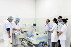 TP.HCM nâng chất y tế tuyến đầu biển đảo