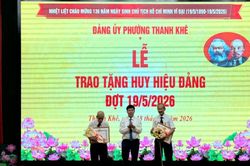 139 đảng viên phường Thanh Khê nhận Huy hiệu Đảng đợt 19-5