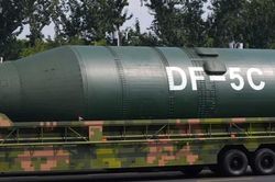 Tên lửa DF-5C tầm bắn 20.000km, 10 đầu đạn MIRV, thay đổi cuộc chơi quân sự toàn cầu