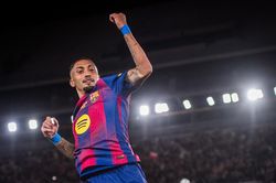 Barca tái lập kỳ tích 66 năm sau chiến thắng trước Betis