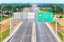 Đề xuất mở rộng các tuyến cao tốc phân kỳ, vốn gần 500.000 tỷ đồng