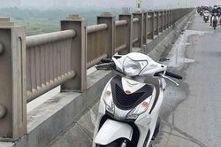 Hà Nội: Nam thanh niên bỏ xe máy trên cầu Vĩnh Tuy rồi bất ngờ nhảy xuống sông