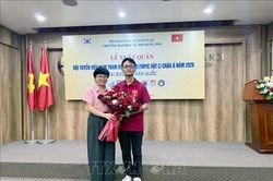 Chàng trai 'vàng' làm rạng danh đất học