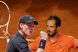 Jannik Sinner lập kỷ lục 72 tuần giữ số 1 thế giới: Medvedev và Ruud trở lại đỉnh cao