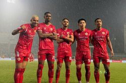 Căng thẳng cuộc đua top 3 và trụ hạng V-League