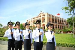 Giữ vững định hướng chính trị, tư tưởng, xây dựng tổ chức đảng, đơn vị trong sạch vững mạnh