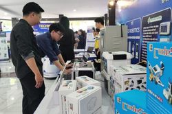 Khai mạc Techmart chuyên ngành sản phẩm ứng dụng trí tuệ nhân tạo
