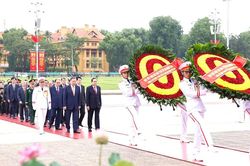Lãnh đạo Đảng, Nhà nước vào Lăng viếng Chủ tịch Hồ Chí Minh