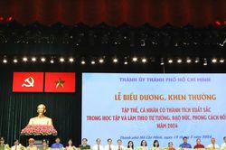 TP.HCM khen thưởng 358 tập thể, cá nhân tiêu biểu học tập và làm theo tư tưởng, đạo đức, phong cách Hồ Chí Minh