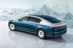 Xe hơi Trung Quốc cho giới siêu giàu, giá hơn 7,9 tỷ, cạnh tranh với Mercedes-Maybach S600