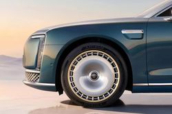 Xe hơi Trung Quốc cho giới siêu giàu, giá hơn 7,9 tỷ, cạnh tranh với Mercedes-Maybach S600