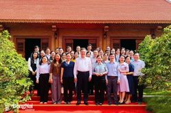 Ban Tuyên giáo và Dân vận Thành ủy Đồng Nai dâng hương tại Nhà thờ Bác Hồ và Văn miếu Trấn Biên dịp 19-5