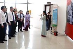Khai mạc triển lãm 'Ngày hội non sông - Lá phiếu của niềm tin và trách nhiệm'