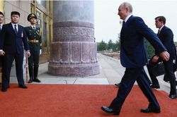 Dàn CEO tháp tùng Tổng thống Nga Putin đến Bắc Kinh
