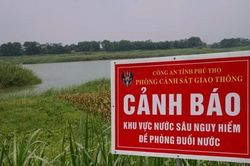 Bộ Y tế thăm hỏi, động viên gia đình các học sinh tử vong do đuối nước tại Phú Thọ