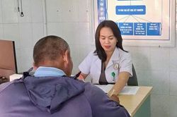 Nỗ lực vì lợi ích của bệnh nhân HIV/AIDS