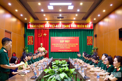 Trung tâm Kỹ thuật thông tin Công nghệ cao gặp mặt các cơ quan thông tấn, báo chí