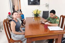 Trục xuất nhóm du khách vi phạm về xuất nhập cảnh