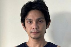 Thần tượng một thời bị bắt
