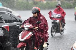 Dự báo thời tiết 20/5/2026: Miền Bắc mưa lớn xối xả, đâu là tâm điểm?