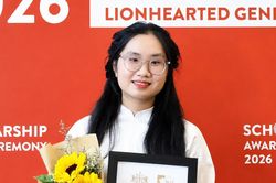 Nữ sinh từng đi khêu ốc thuê 5.000đ/kg, vượt loạt biến cố giành học bổng 1 tỷ đồng