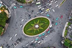 Hiện trạng vòng xoay 'hỗn loạn' bậc nhất TPHCM trước ngày điều chỉnh giao thông