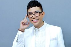 Ca sĩ Long Nhật 'Mấy nhịp cầu tre'' vừa bị bắt tạm giam vì ma túy là ai?